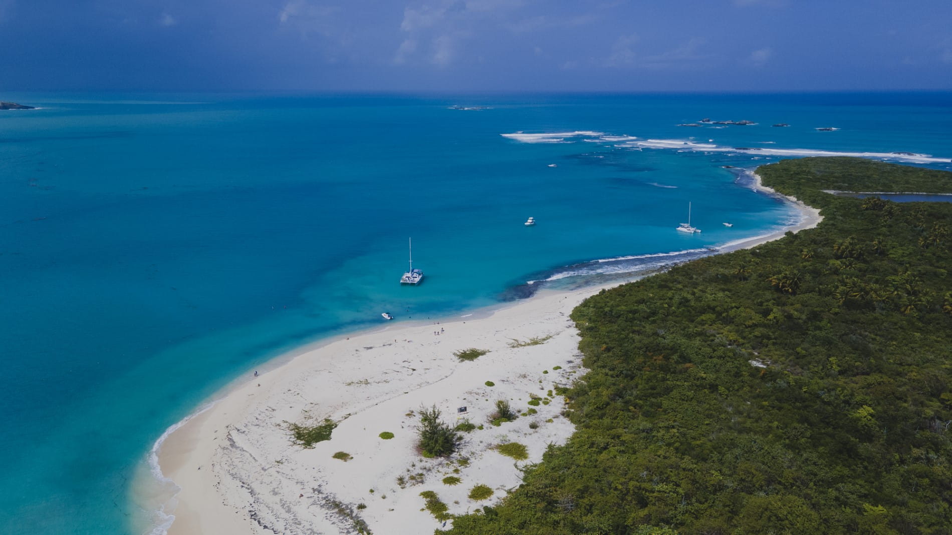aerial-drone-view-beach-isolated-cayo-icacos-puerto-rico-island-high-quality-photo (Custom)-min