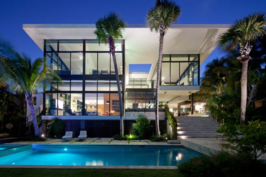 traditional-street-facade-hides-modernist-home-miami-lake-1-back-view